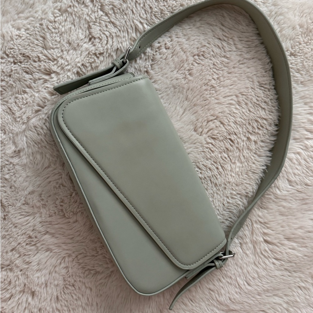 Zara light green geometric flop shoulder bag.